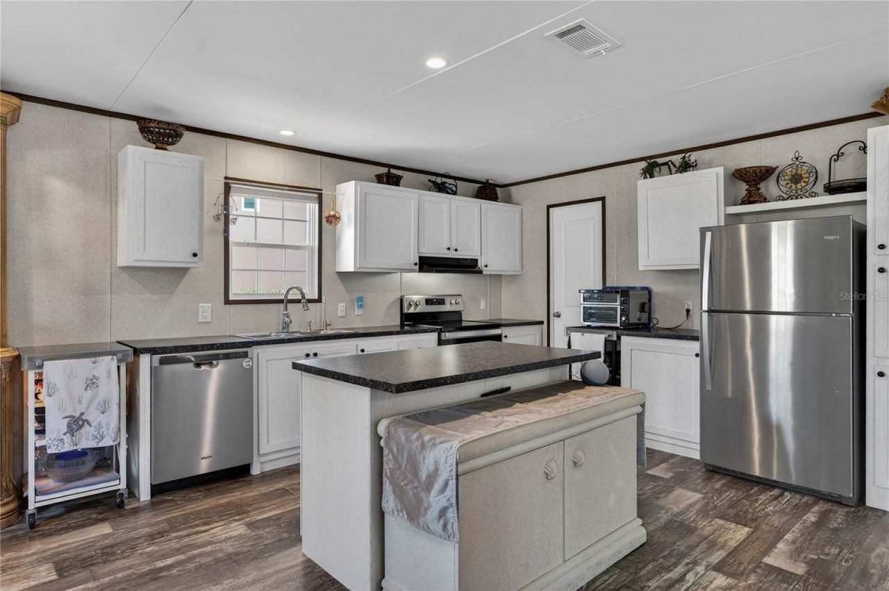 185 Coleman Street, Edgewater, FL 32141 Photo