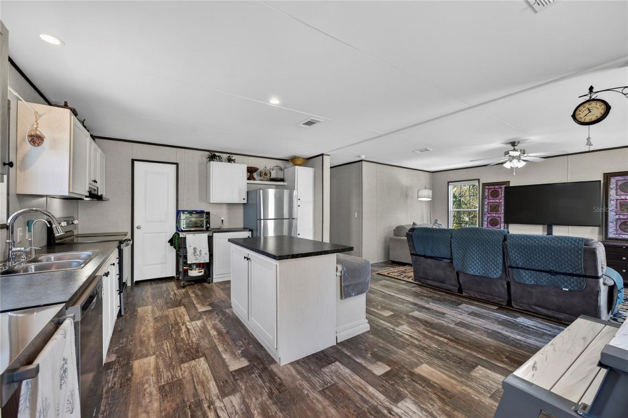 185 Coleman Street, Edgewater, FL 32141 Photo