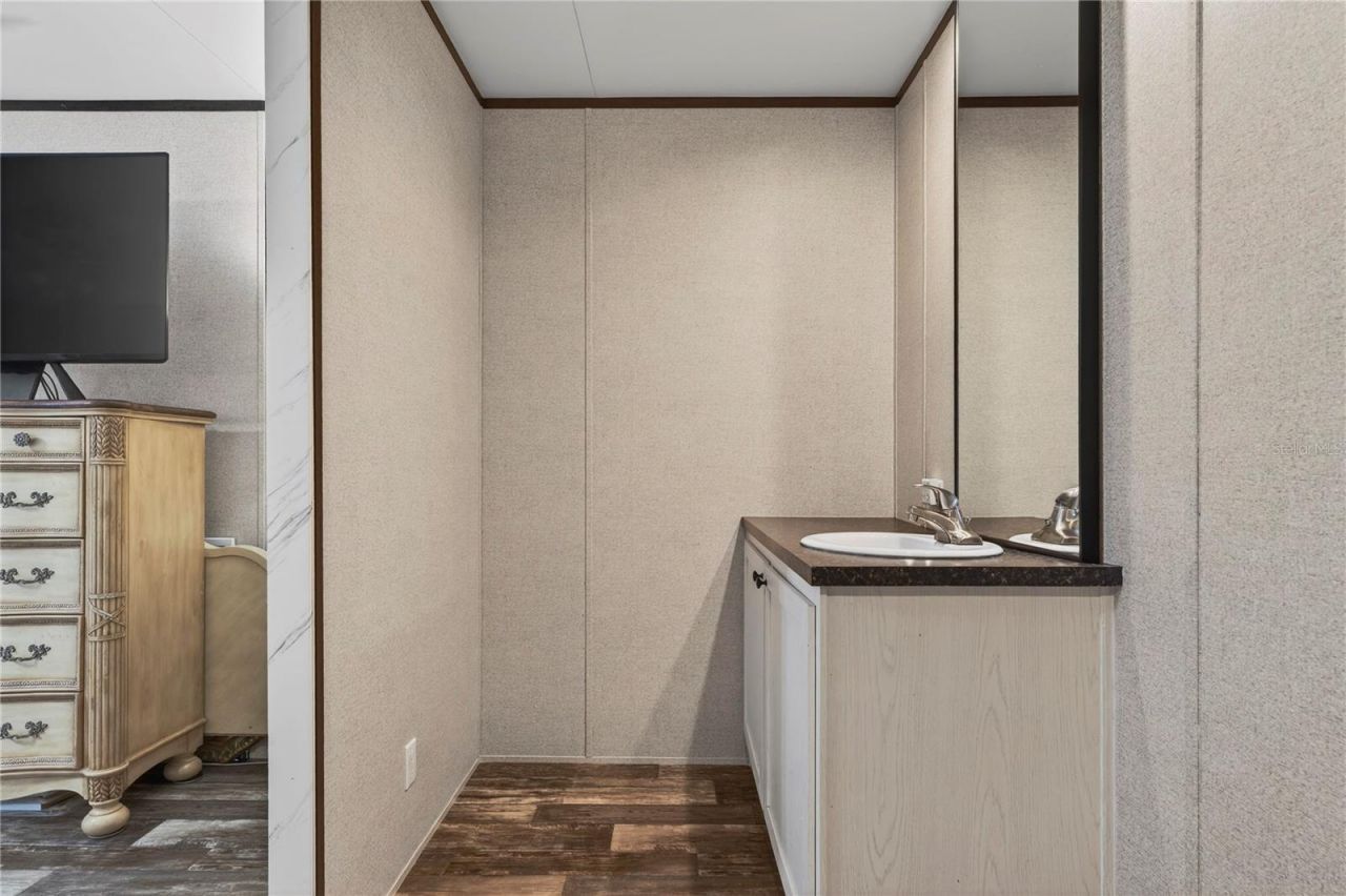 185 Coleman Street, Edgewater, FL 32141 Photo