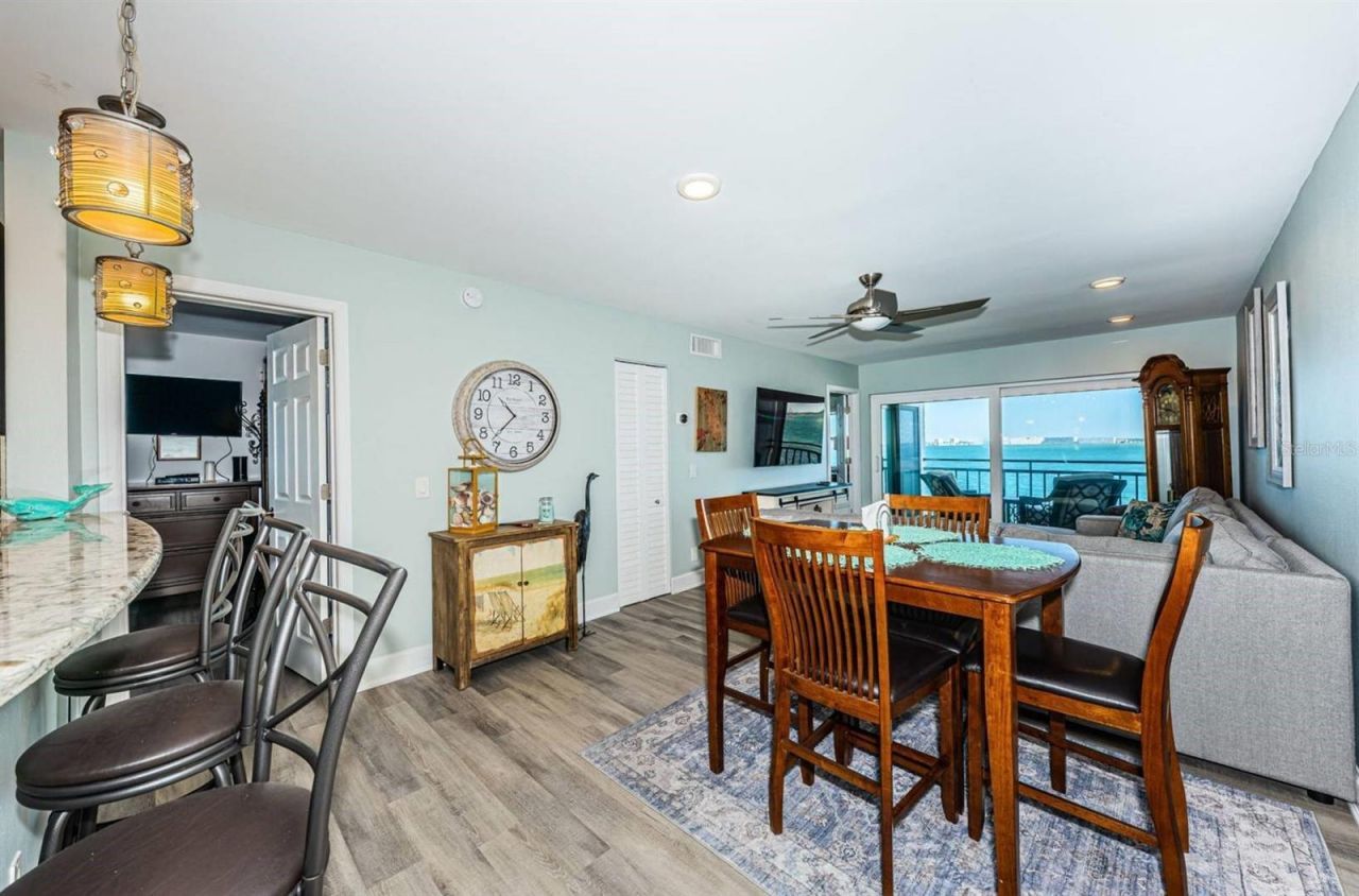 6265 Sun Boulevard, Unit 309, Saint Petersburg, FL 33715 Photo