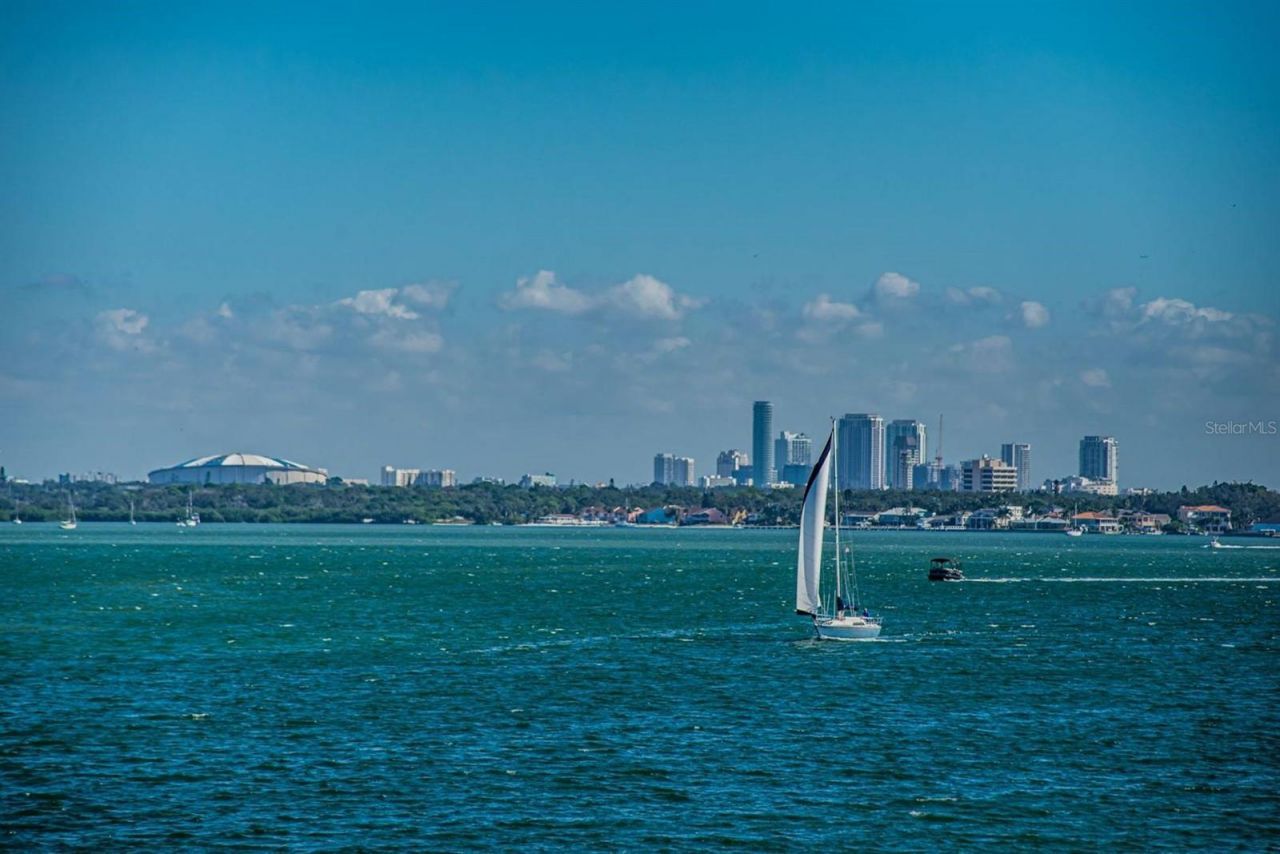 6265 Sun Boulevard, Unit 309, Saint Petersburg, FL 33715 Photo