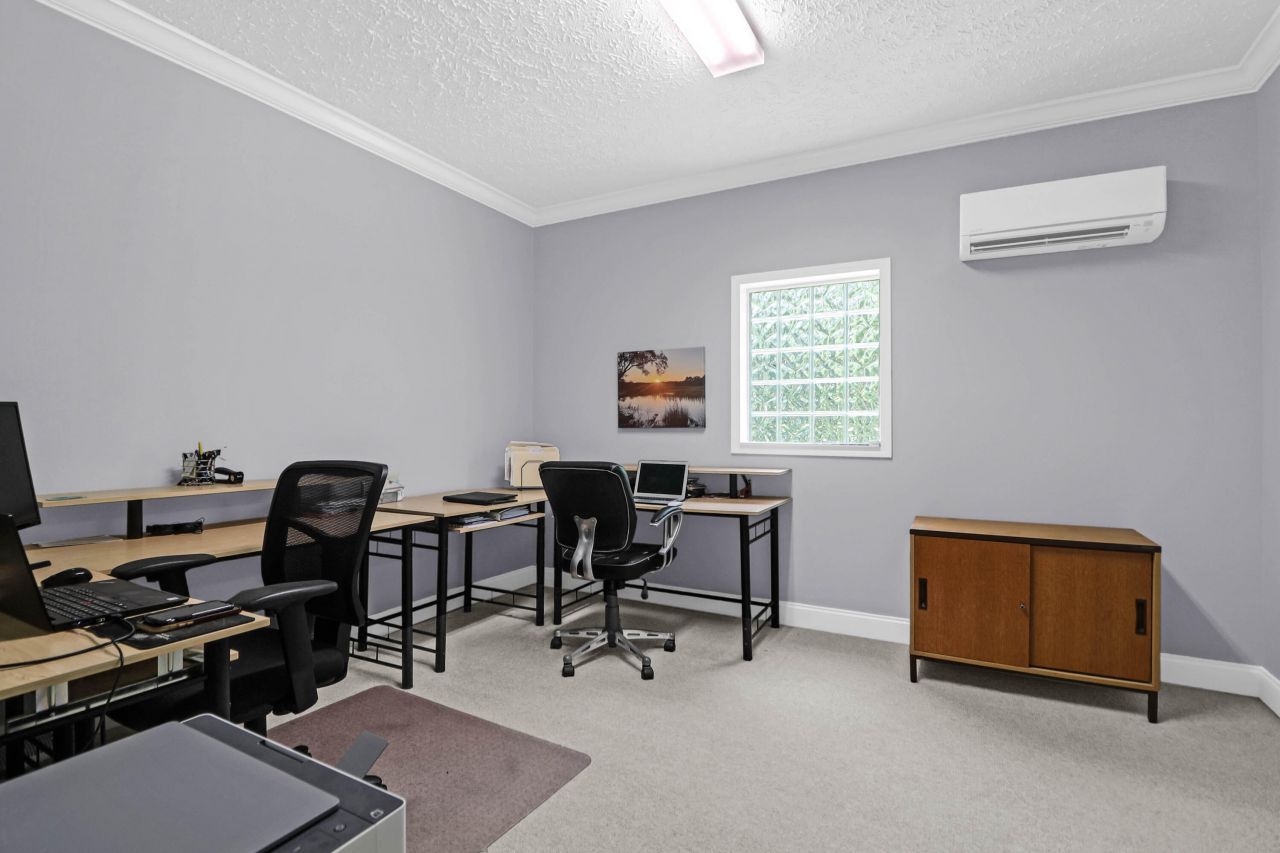 2494 Cape Road Photo 35