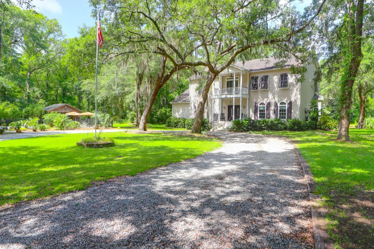 2494 Cape Road Photo 58