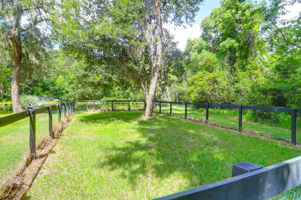 2494 Cape Road Photo 60