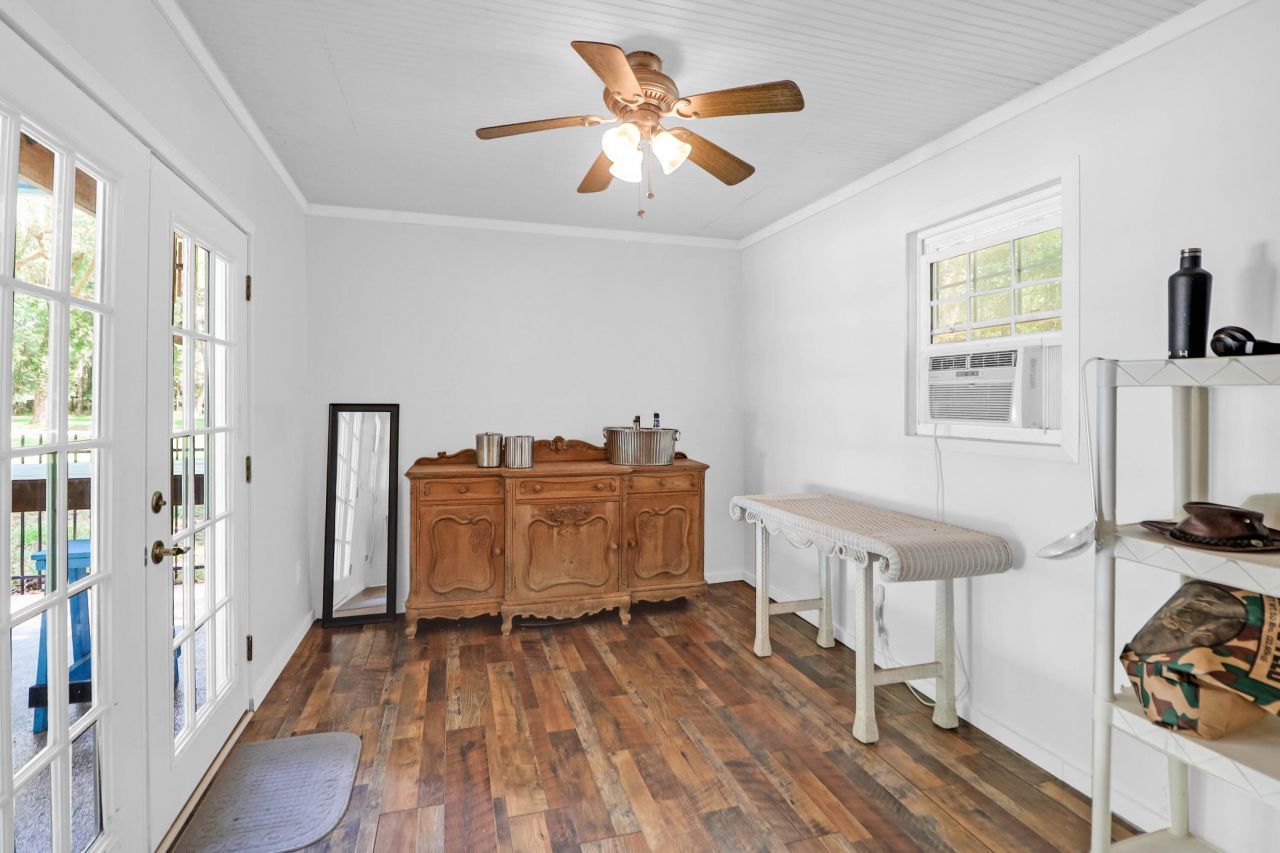 2494 Cape Road Photo 72