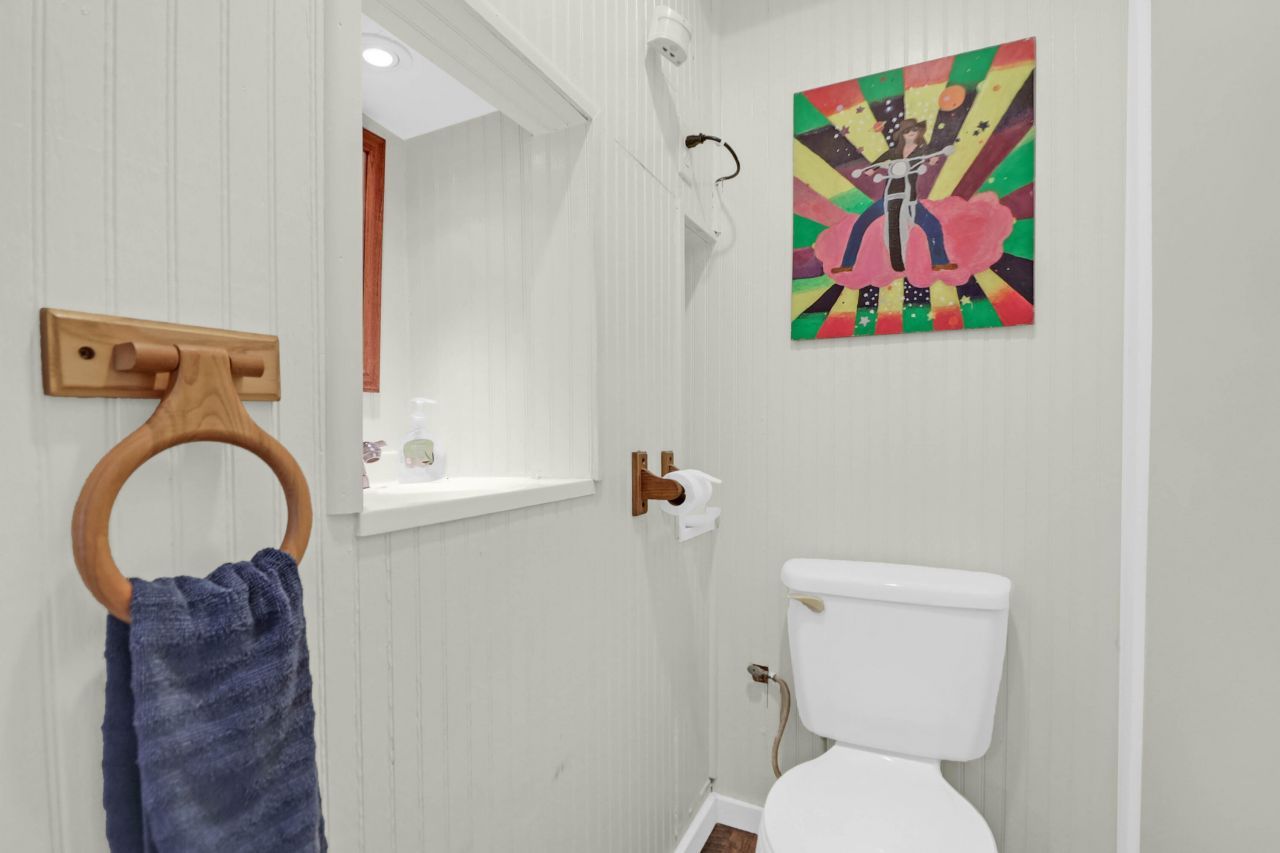 2494 Cape Road Photo 74