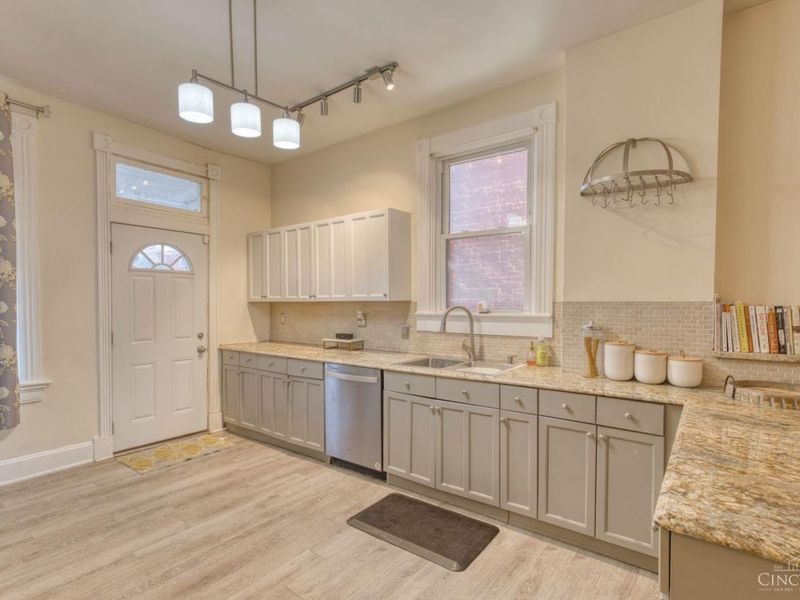 1834 Chase Avenue, Cincinnati, OH 45223 Photo 11