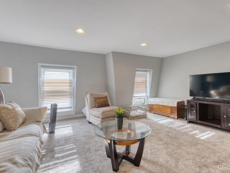 1834 Chase Avenue, Cincinnati, OH 45223 Photo 19