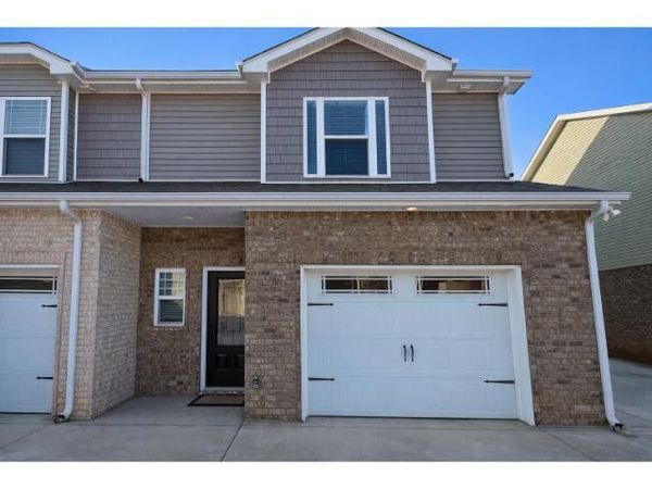 325 Fallow Cir, Clarksville, TN 37040