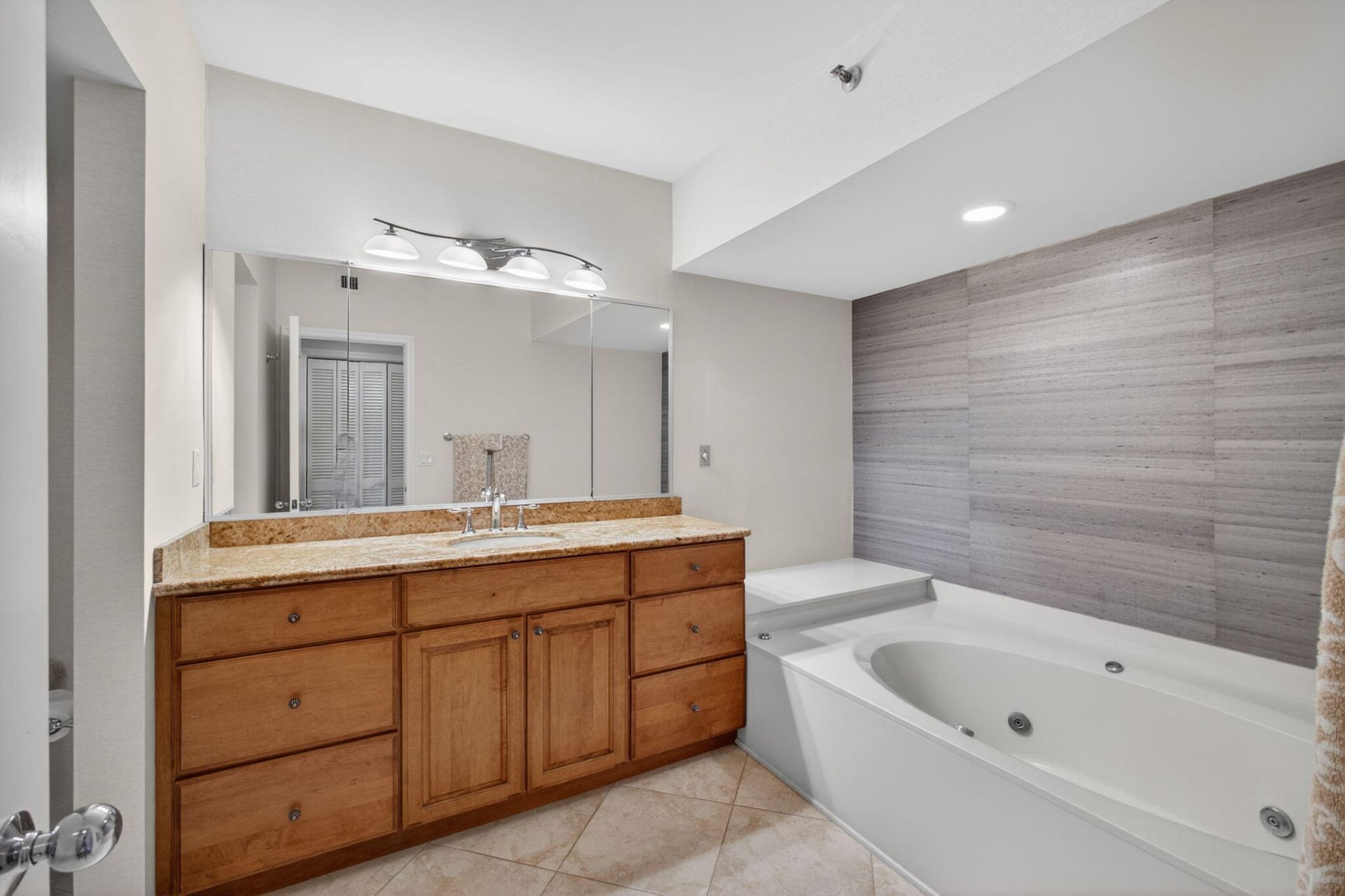 3322 Casseekey Island Road, Unit 1304, Jupiter, FL 33477 Photo