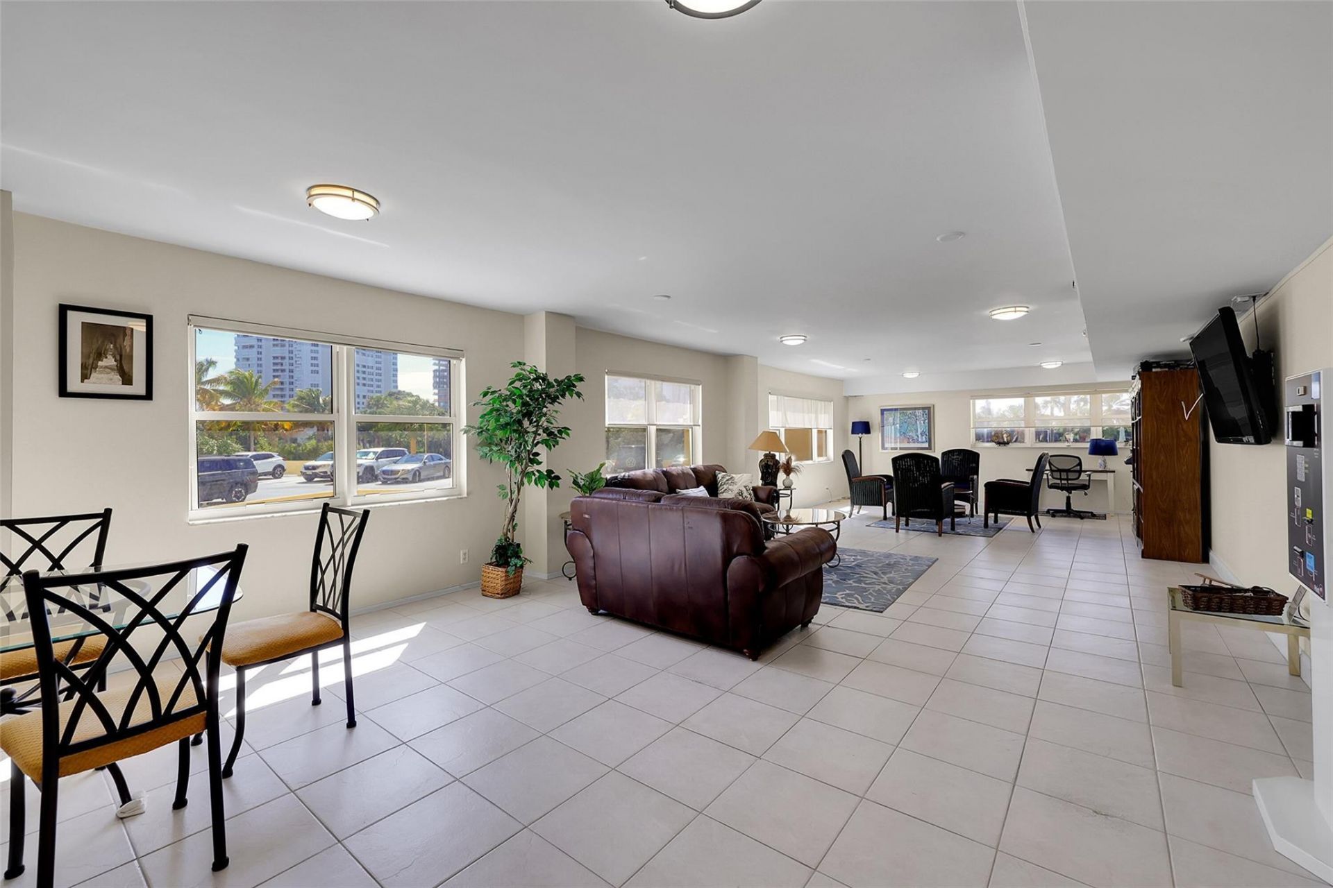 1200 Hibiscus Avenue, Unit PH 3, Pompano Beach, FL 33062 Photo