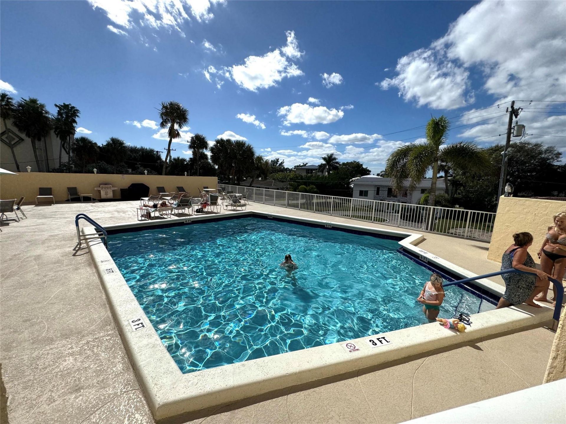 1200 Hibiscus Avenue, Unit Ph 3, Pompano Beach, FL 33062 Photo
