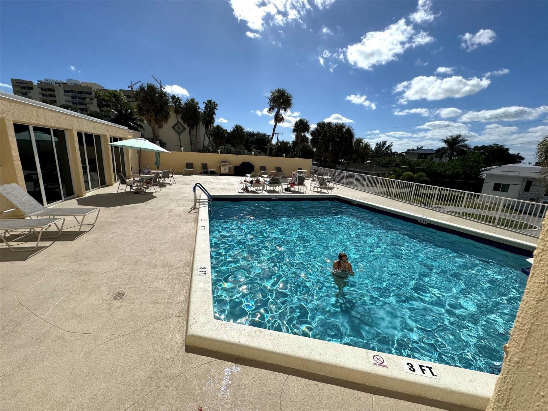 1200 Hibiscus Avenue, Unit PH 3, Pompano Beach, FL 33062 Photo