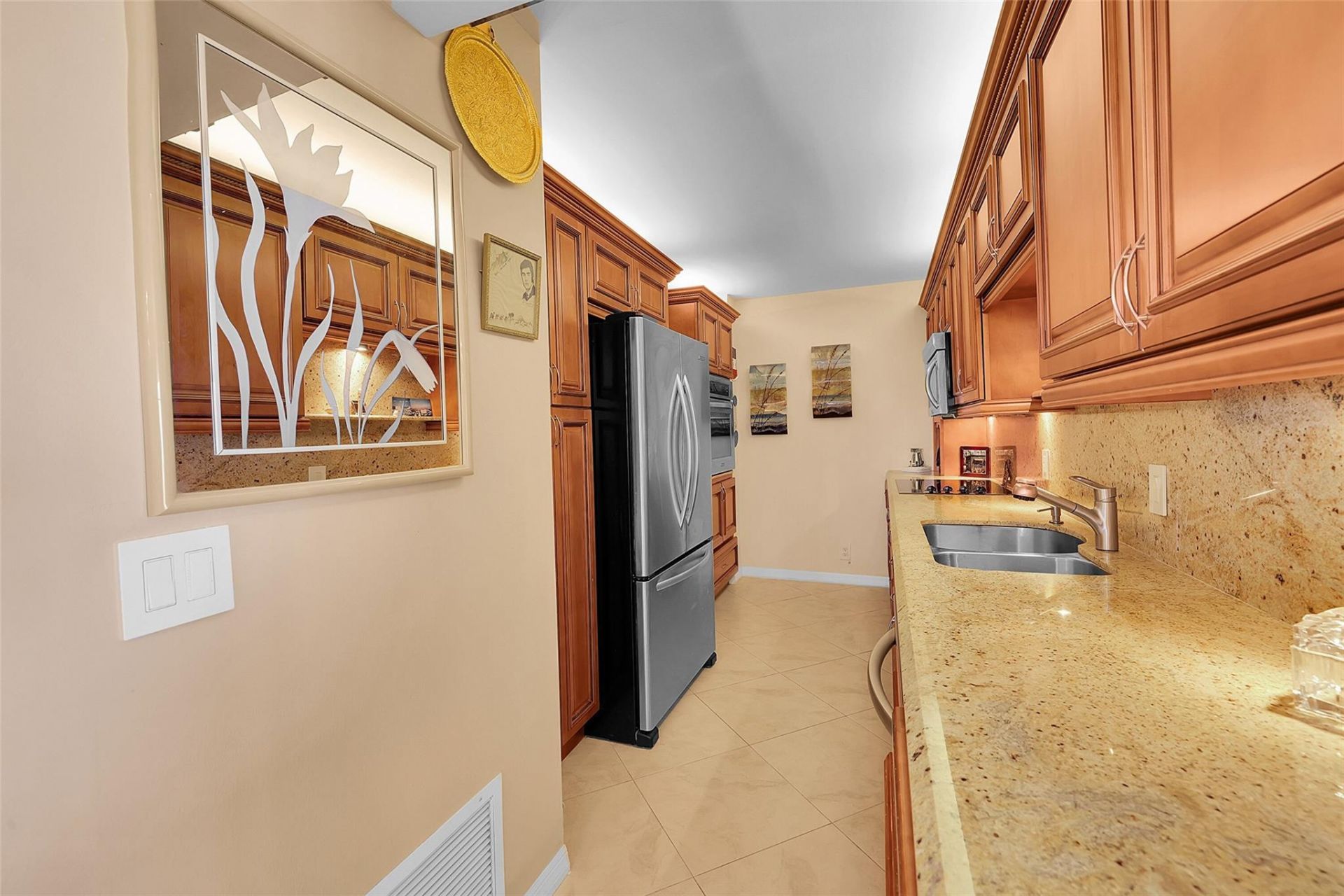 1200 Hibiscus Avenue, Unit PH 3, Pompano Beach, FL 33062 Photo