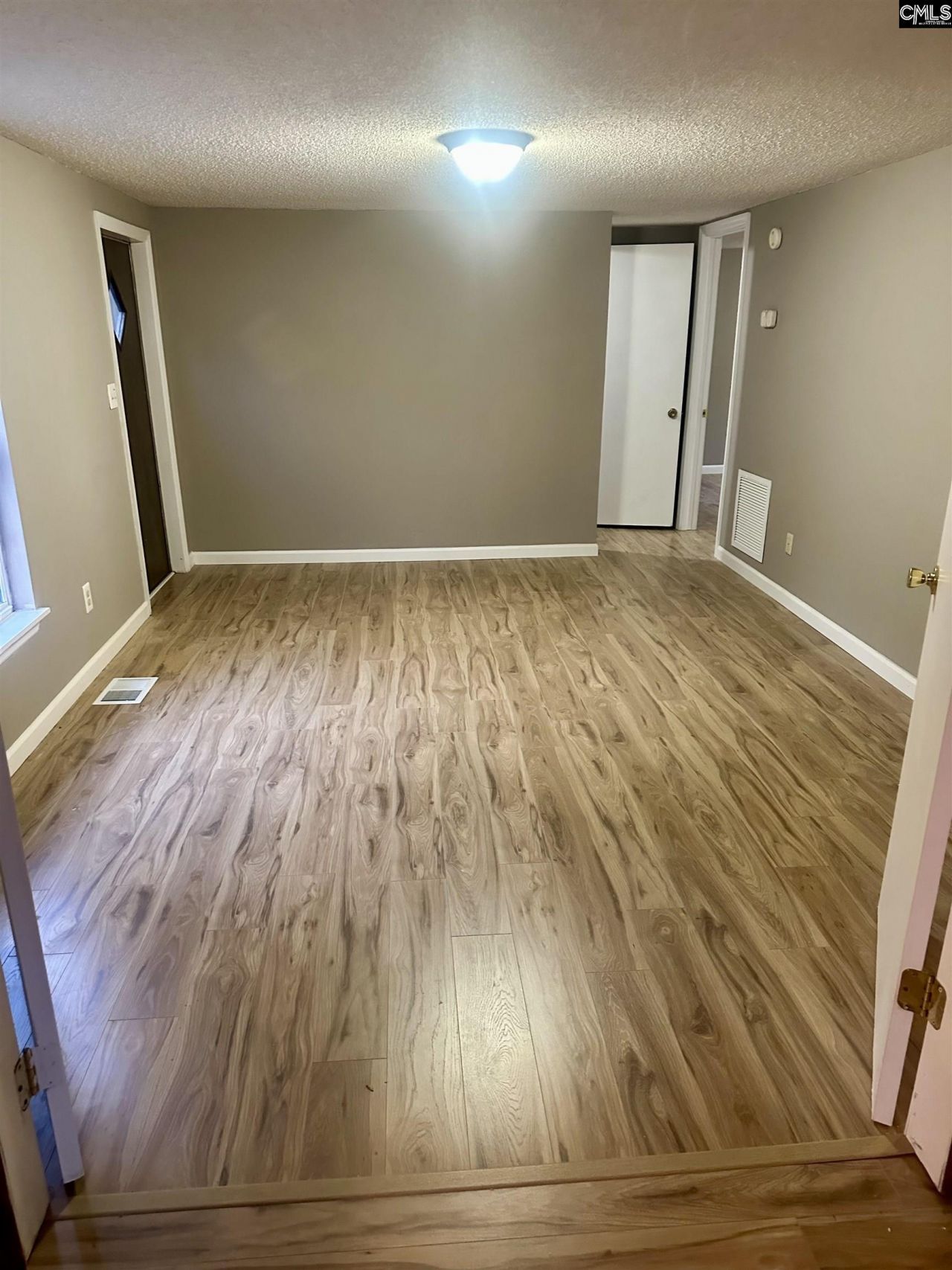 502 Bridle Path Road  Photo 12