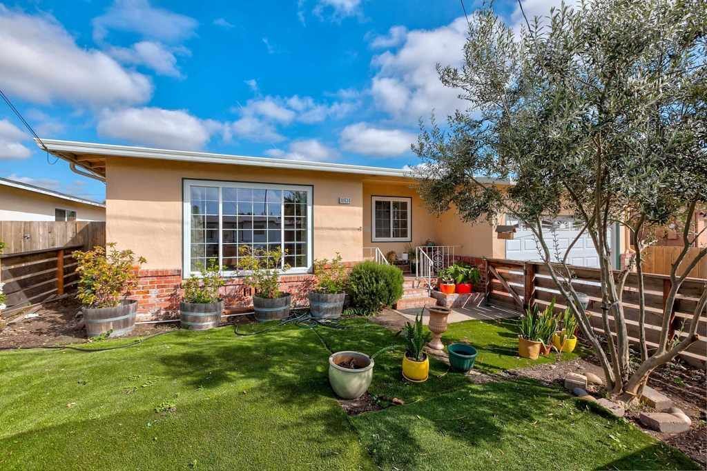 18434 18434 Hunter Ave, San Lorenzo, CA 94541 Main Photo