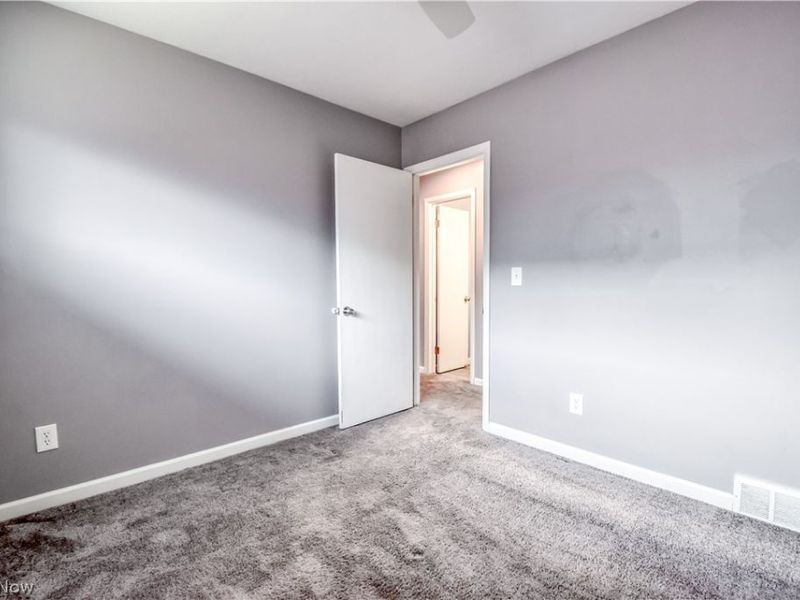 346 Parkway Drive, Eastlake, OH 44095 Photo 21