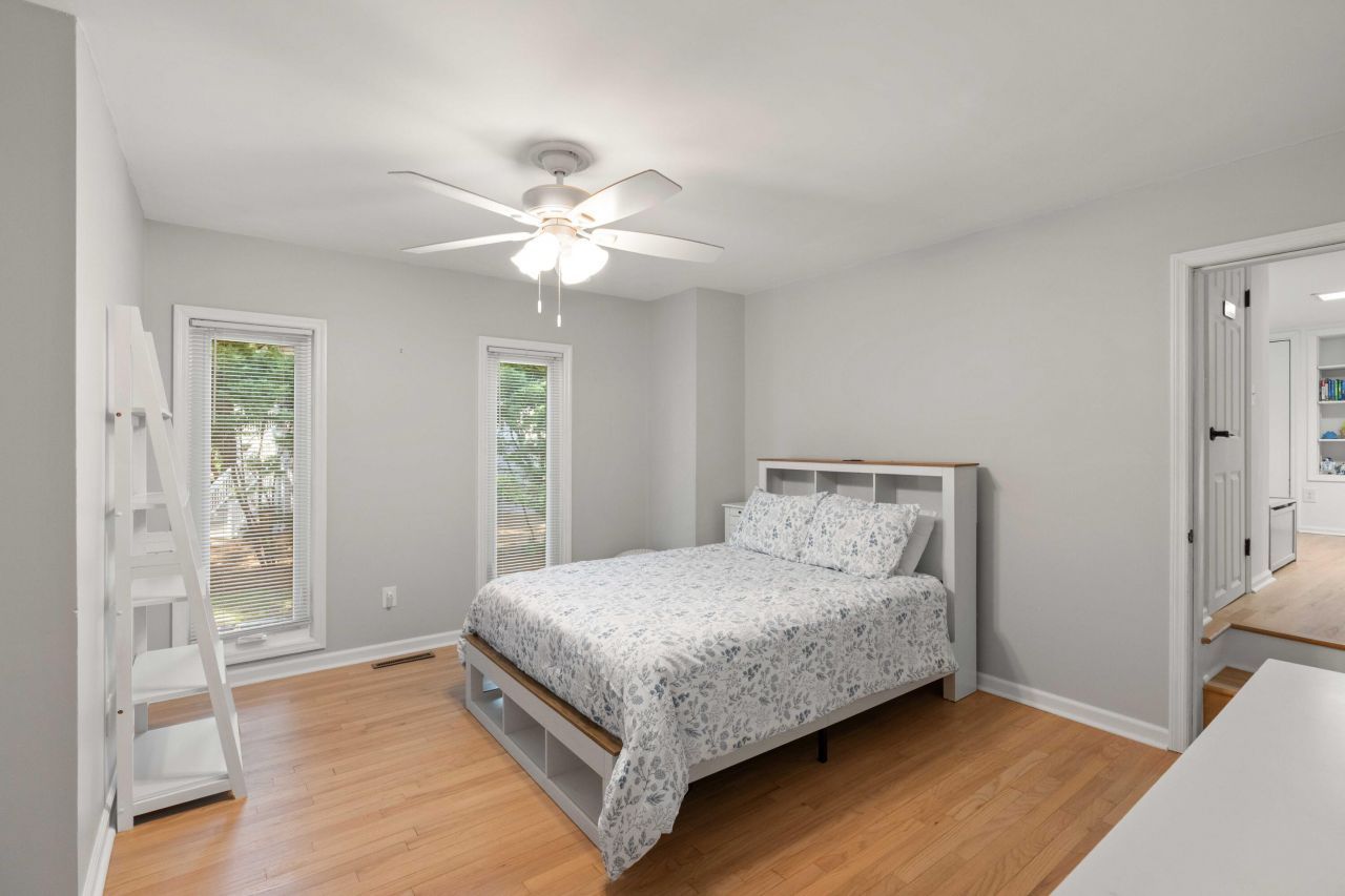 6 Sandwedge Lane Photo 15