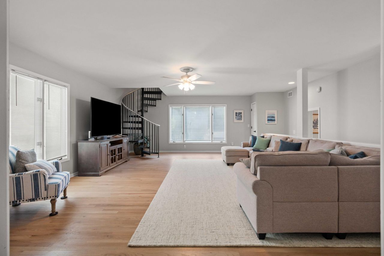 6 Sandwedge Lane Photo 24