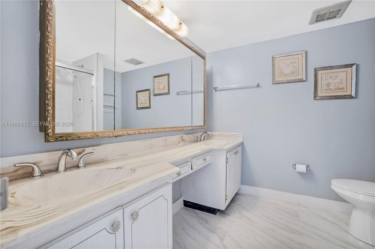 100 Golden Isles Dr, Unit 808, Hallandale Beach, FL 33009 Photo