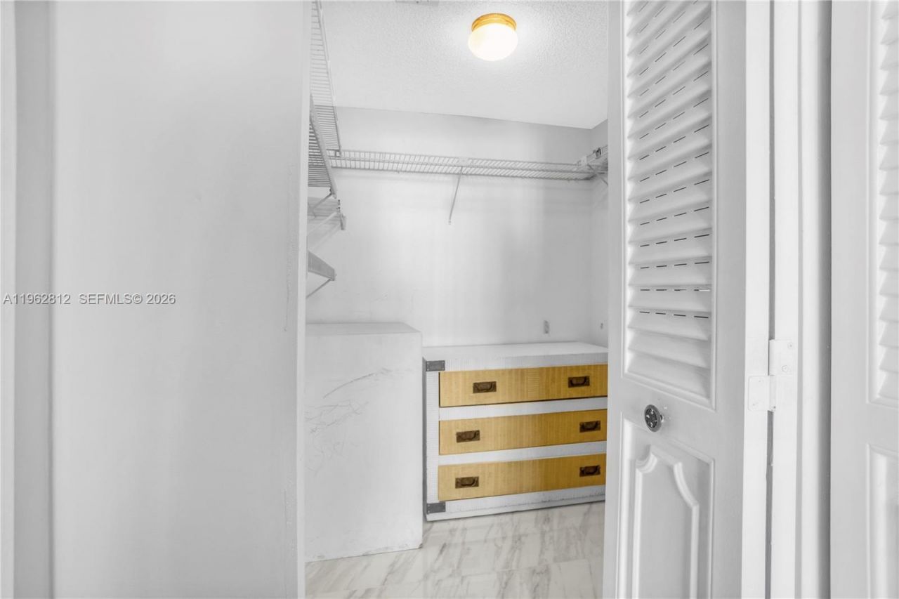 100 Golden Isles Dr, Unit 808, Hallandale Beach, FL 33009 Photo