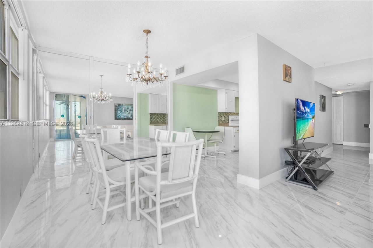 100 Golden Isles Dr, Unit 808, Hallandale Beach, FL 33009 Photo