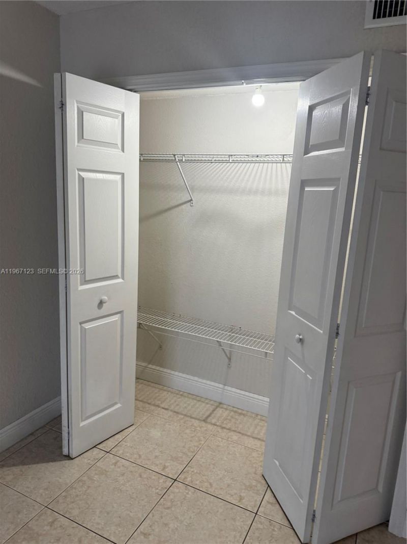 14421 N Kendall Dr , Unit 105M, Miami, FL 33186 Photo