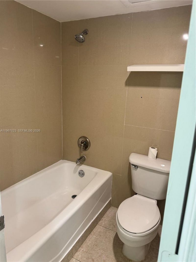 14421 N Kendall Dr , Unit 105M, Miami, FL 33186 Photo