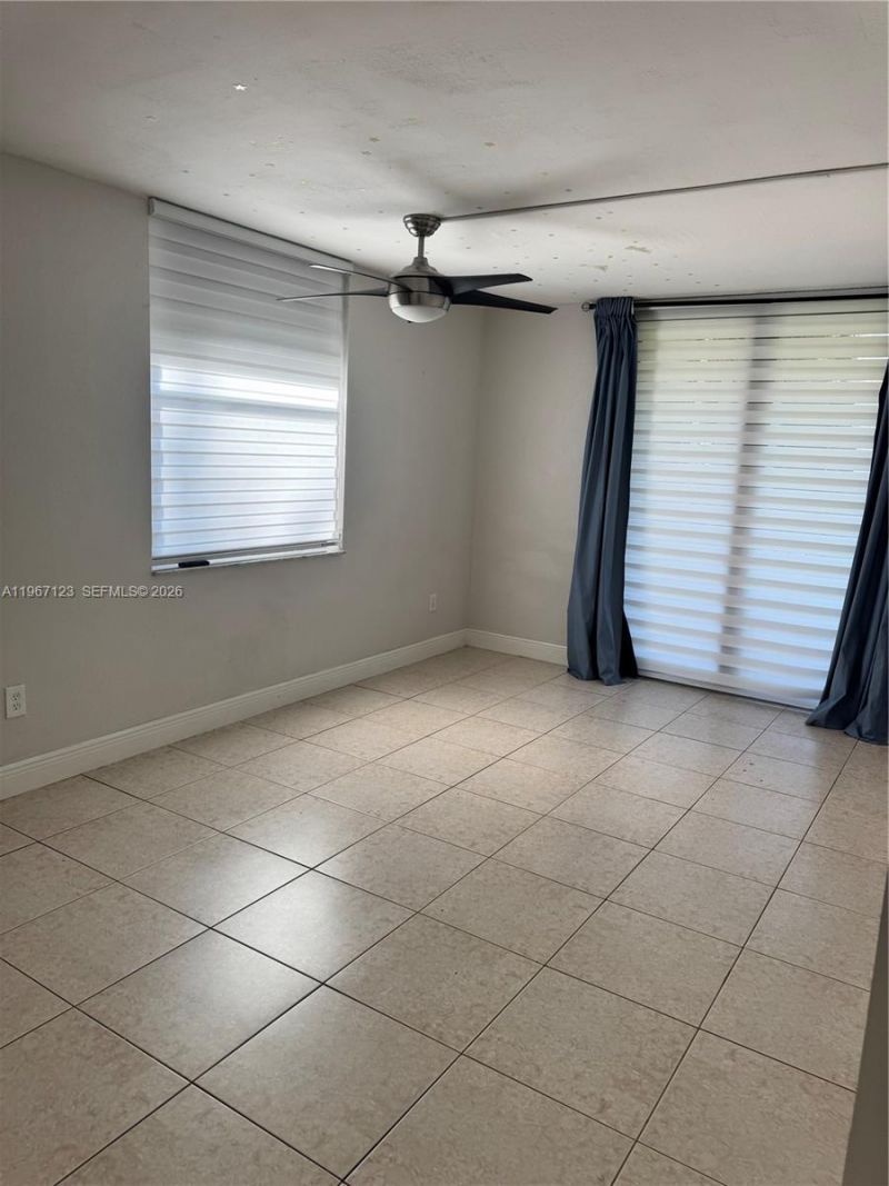 14421 N Kendall Dr , Unit 105M, Miami, FL 33186 Photo