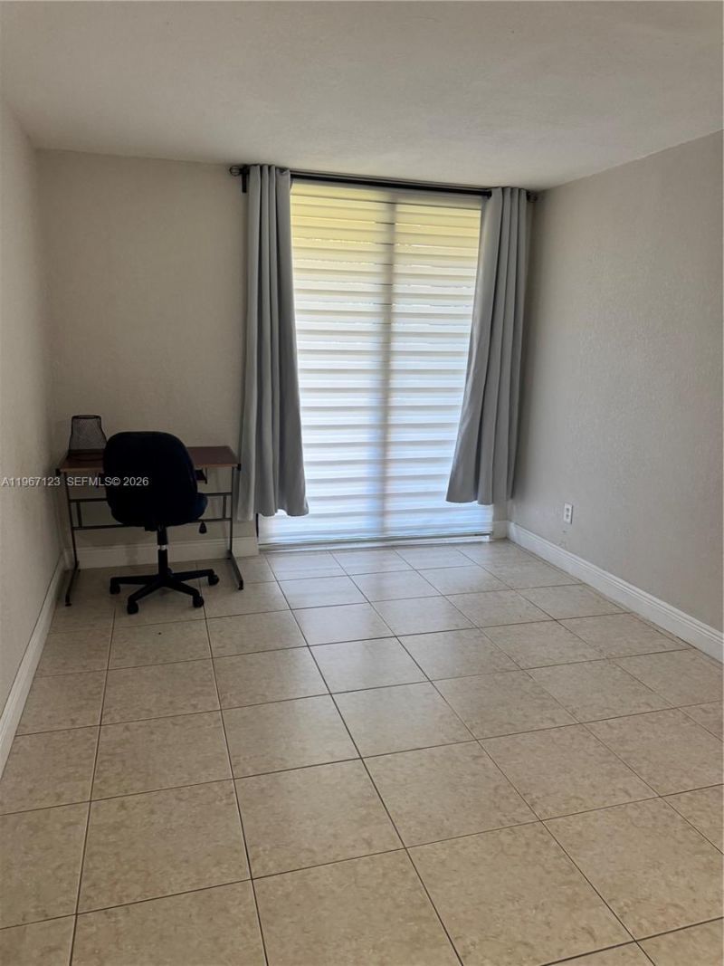 14421 N Kendall Dr , Unit 105M, Miami, FL 33186 Photo