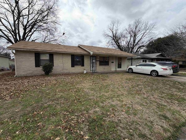 2810 Claremont, Pine Bluff, AR 71602