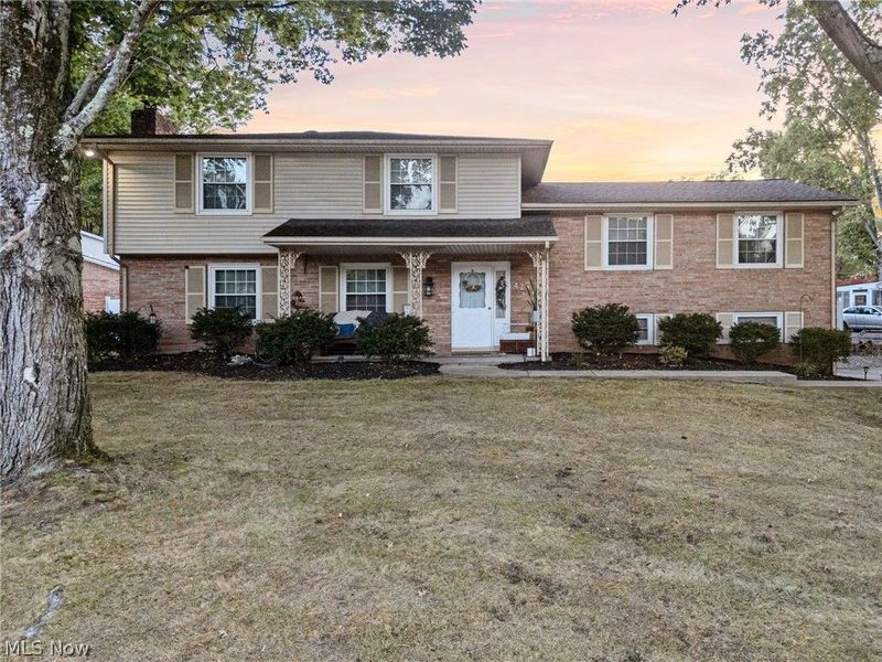 4277 Skycrest Drive NW, Canton, OH 44718 Photo 2