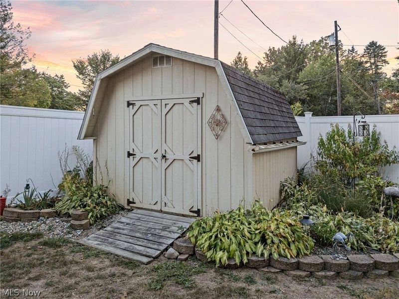 4277 Skycrest Drive NW, Canton, OH 44718 Photo 45