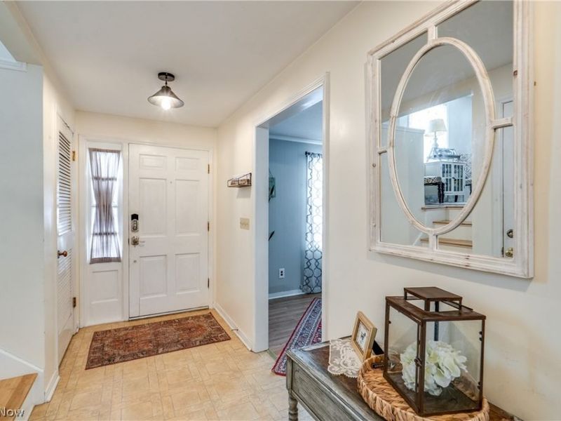 4277 Skycrest Drive NW, Canton, OH 44718 Photo 9