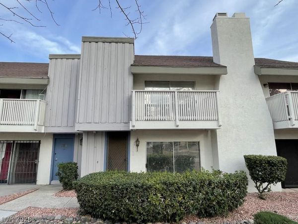 636 Brookway Lane, Las Vegas, NV 89169