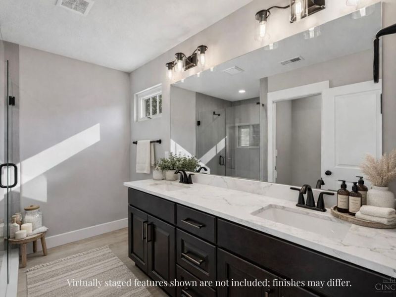 6817 Cork Drive, West Chester, OH 45069 Photo 14