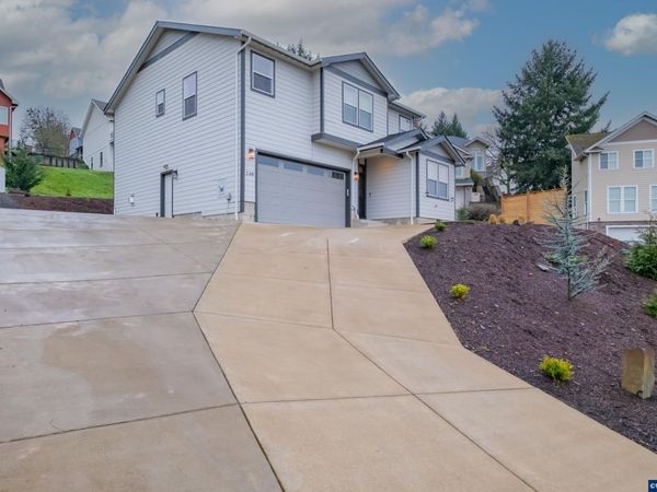 240 North Av, Brownsville, OR 97327