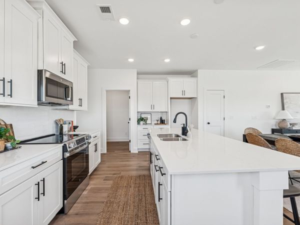 537 Canal Circle N, Nashville, TN 37214