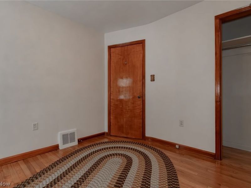 1307 Summit Drive, Cleveland, OH 44124 Photo 14