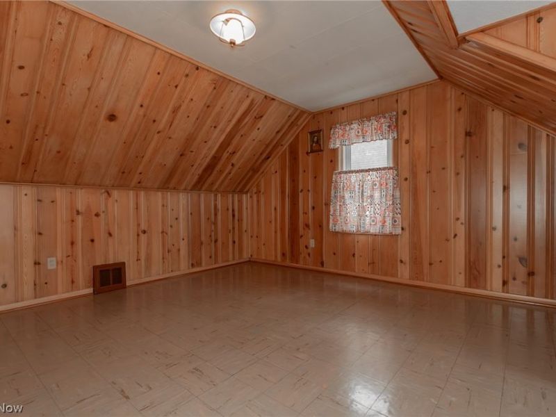 1307 Summit Drive, Cleveland, OH 44124 Photo 24