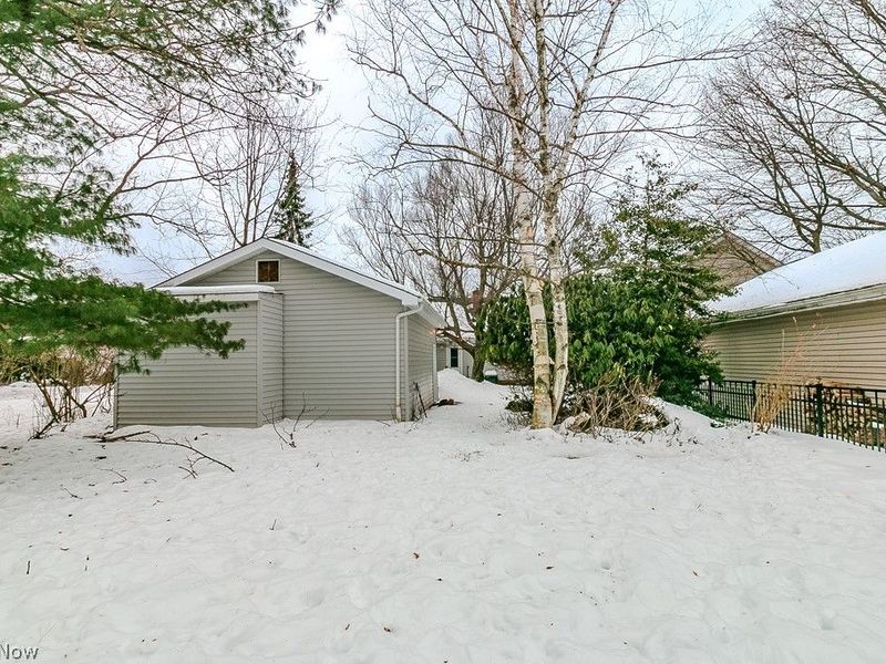1307 Summit Drive, Cleveland, OH 44124 Photo 35