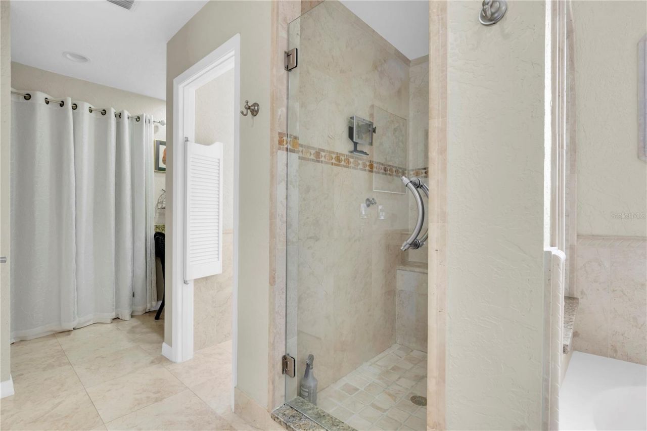 633 Soundview Drive, Palm Harbor, FL 34683 Photo