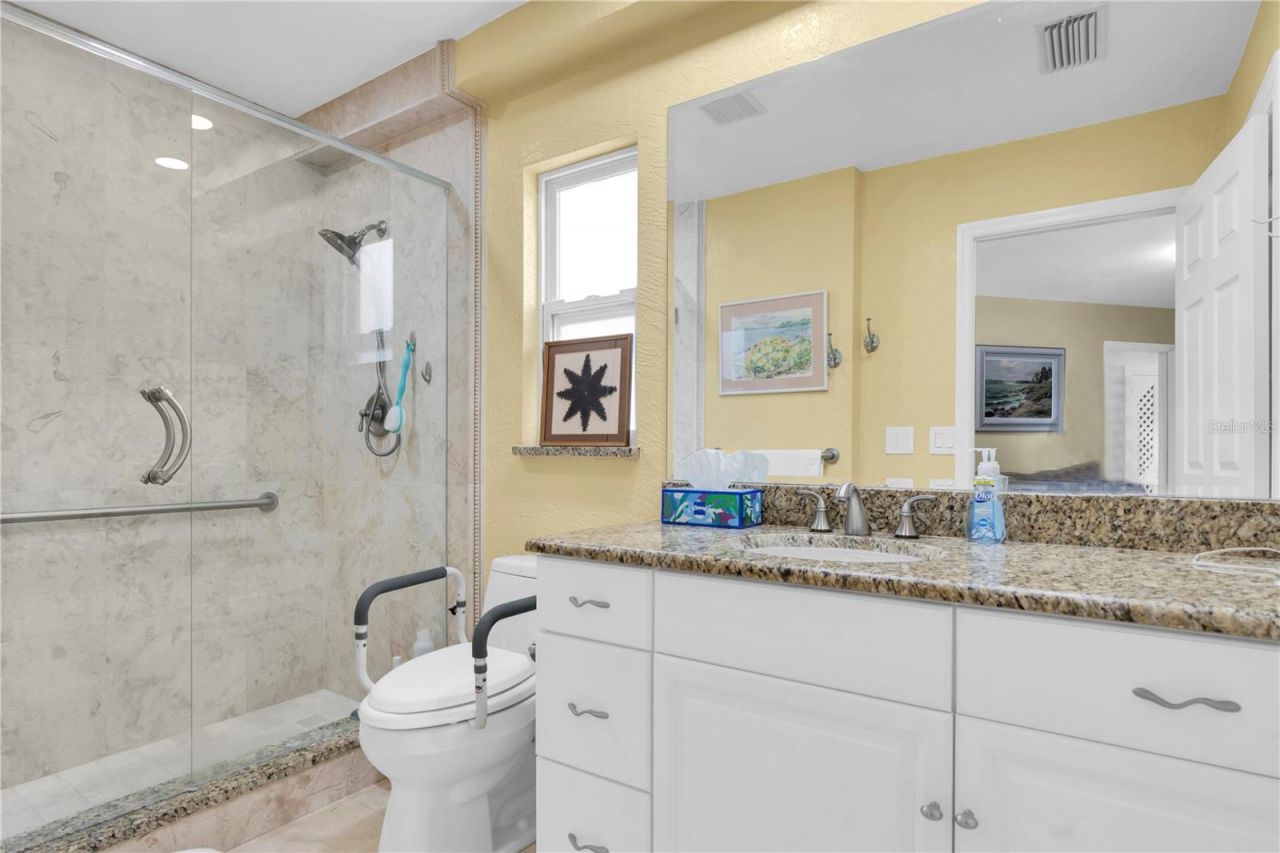 633 Soundview Drive, Palm Harbor, FL 34683 Photo