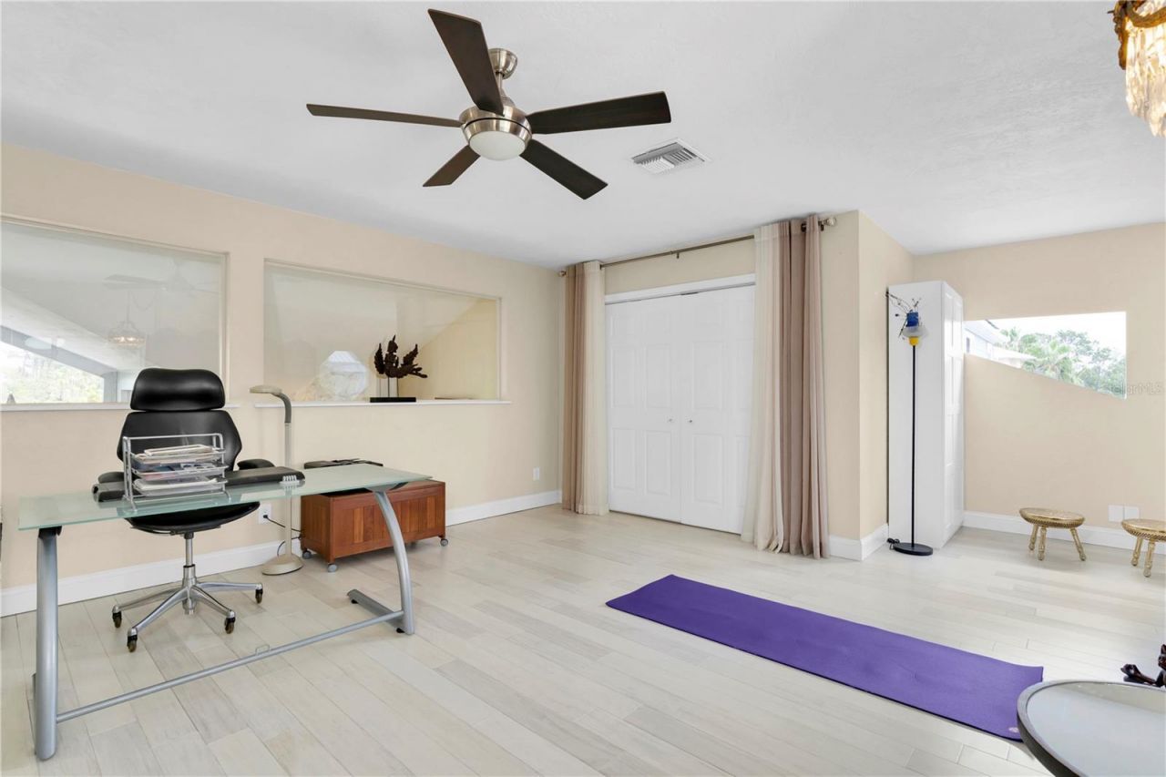 633 Soundview Drive, Palm Harbor, FL 34683 Photo