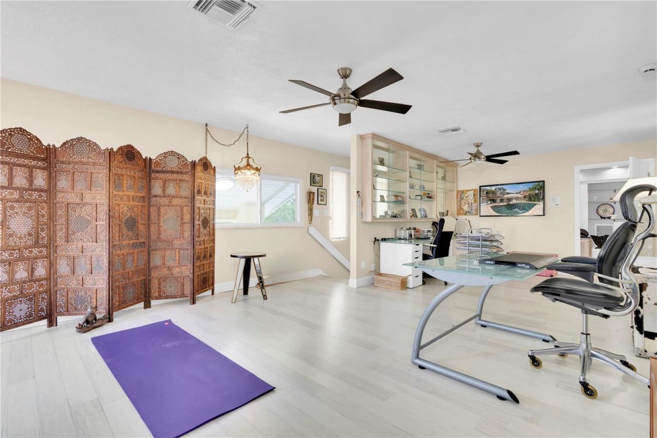 633 Soundview Drive, Palm Harbor, FL 34683 Photo