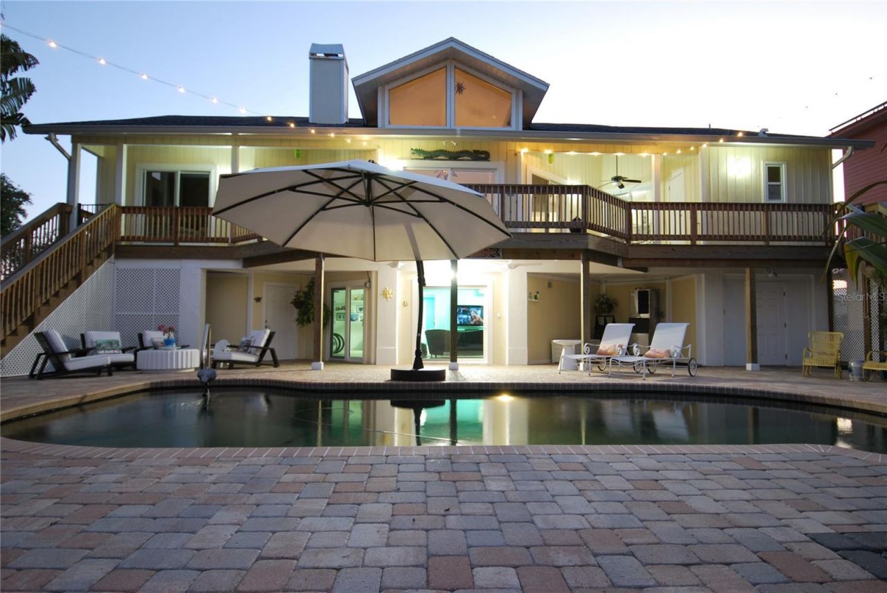 633 Soundview Drive, Palm Harbor, FL 34683 Photo