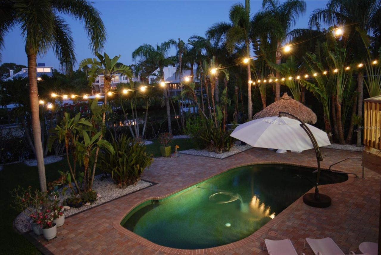 633 Soundview Drive, Palm Harbor, FL 34683 Photo