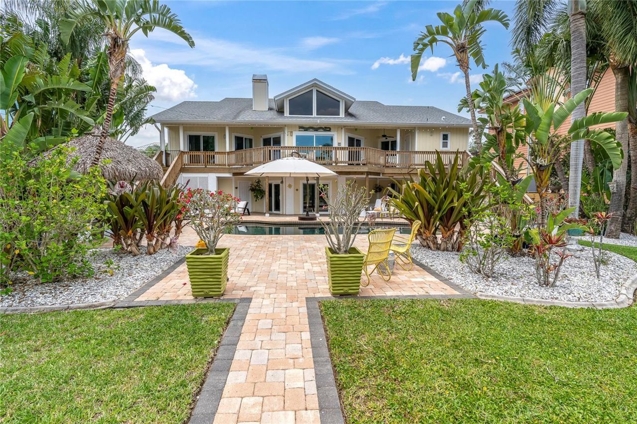 633 Soundview Drive, Palm Harbor, FL 34683 Photo