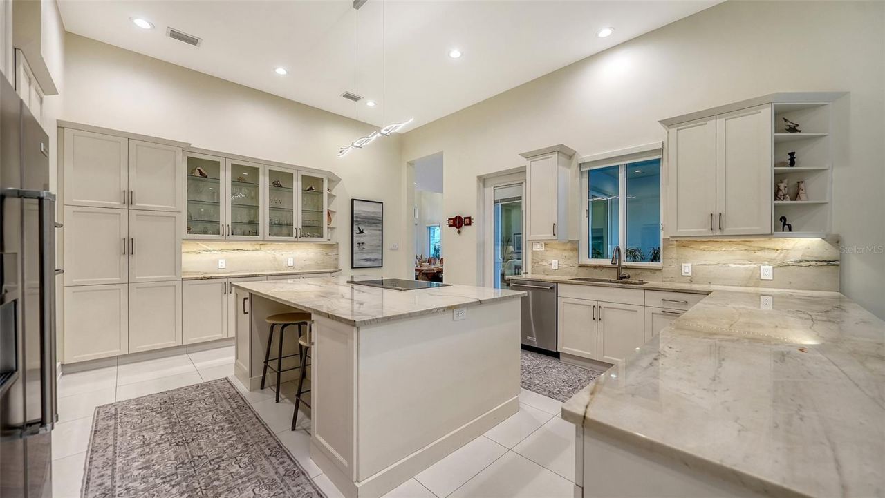 617 Neptune Avenue, Longboat Key, FL 34228 Photo