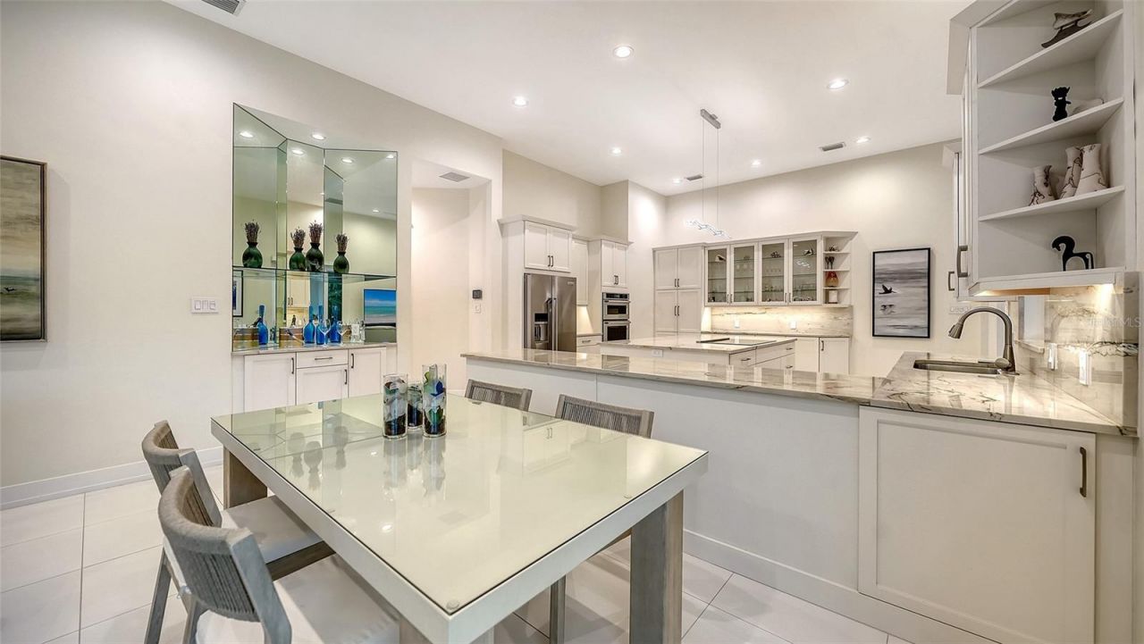 617 Neptune Avenue, Longboat Key, FL 34228 Photo